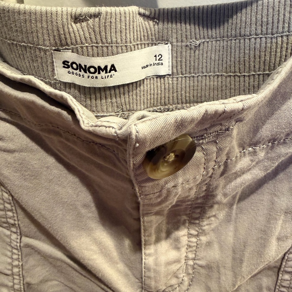 SONOMA Beige Lightweight Cargo Shorts - Picture 2 of 4